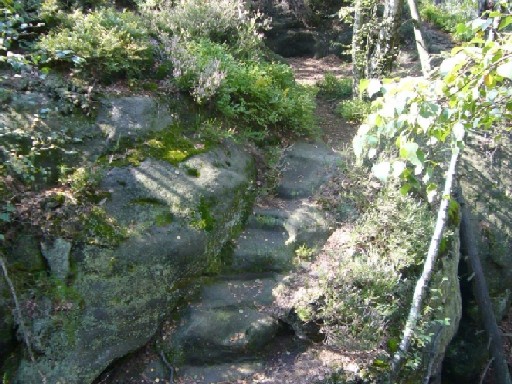 Stufen im Fels