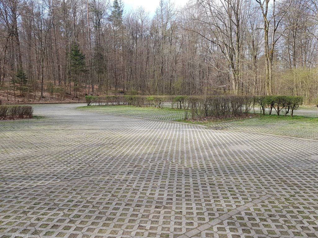 Parkplatz Buchenparkhallen am Osterdienstag 2022
